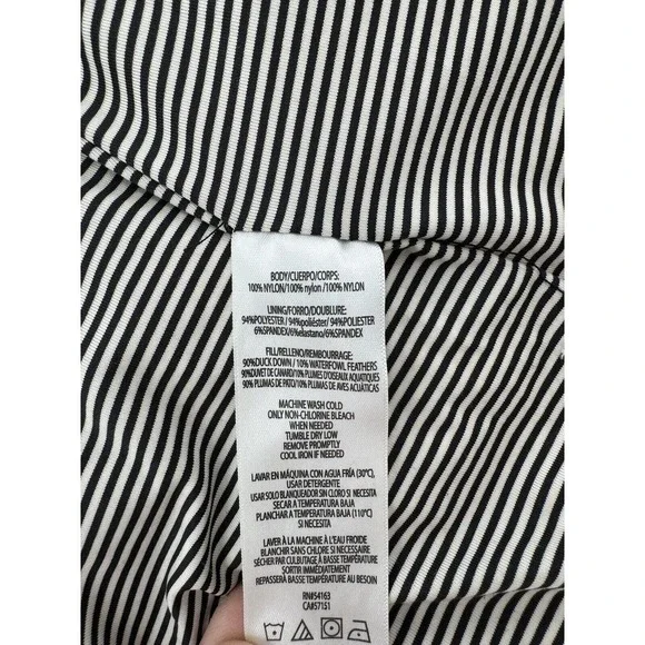 Calvin Klein Vest Sz M Black Duck Down Puffer Quilted Performance Pockets​​​ - Picture 8 of 11